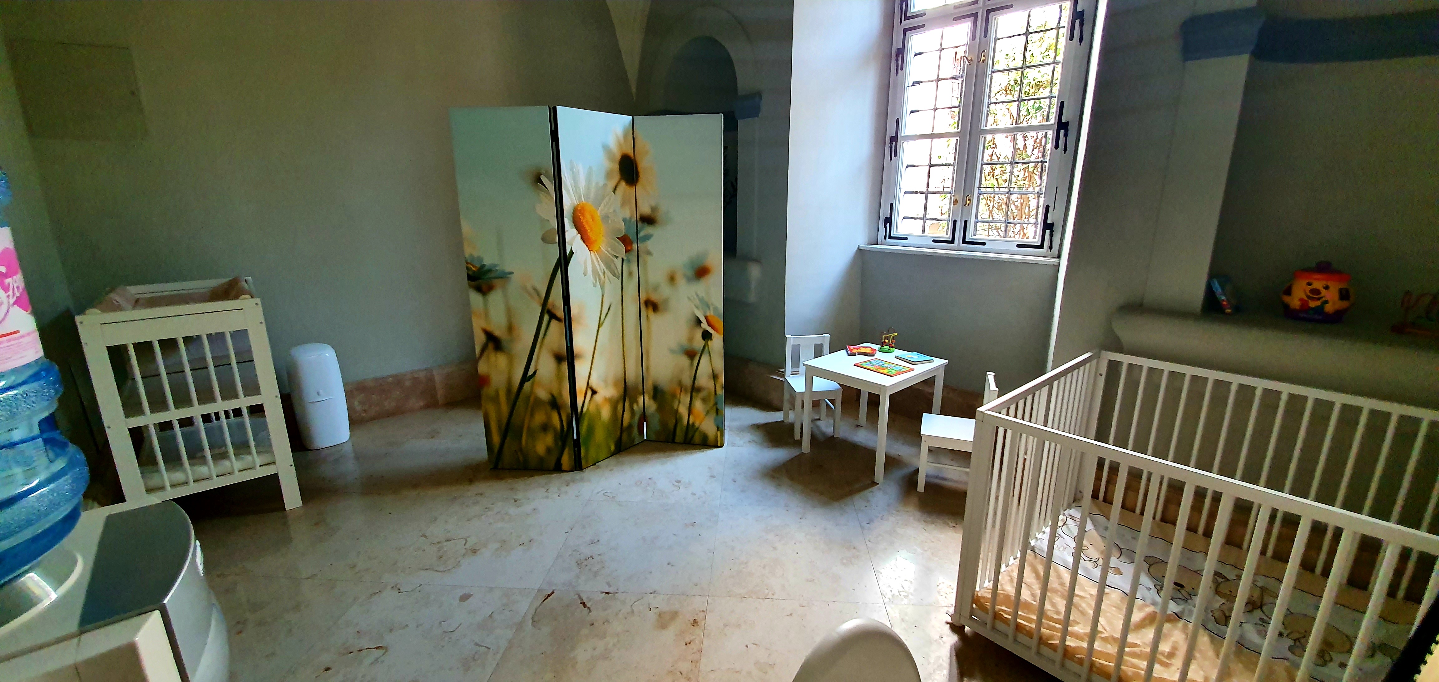 Baba-mama szoba a kastélyban