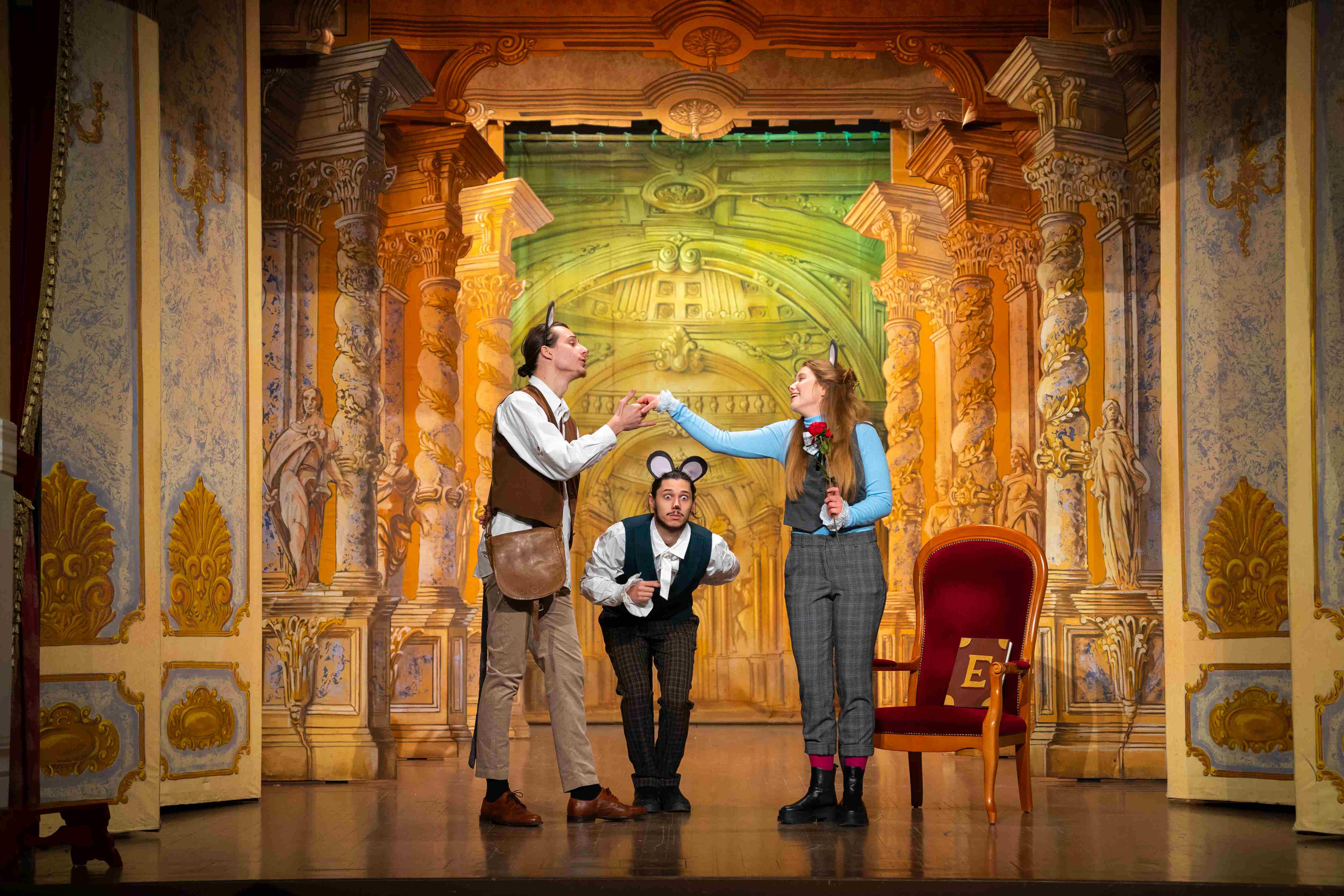 Zsurzs Kati rendezett mesejátékot herceg Egérváry Elemér kalandjaiból